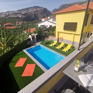 Casa Dos Avos With Pool In Vakantiehuis
